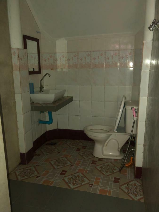 Ferienwohnung Poopreaw Koh Larn Exterior foto